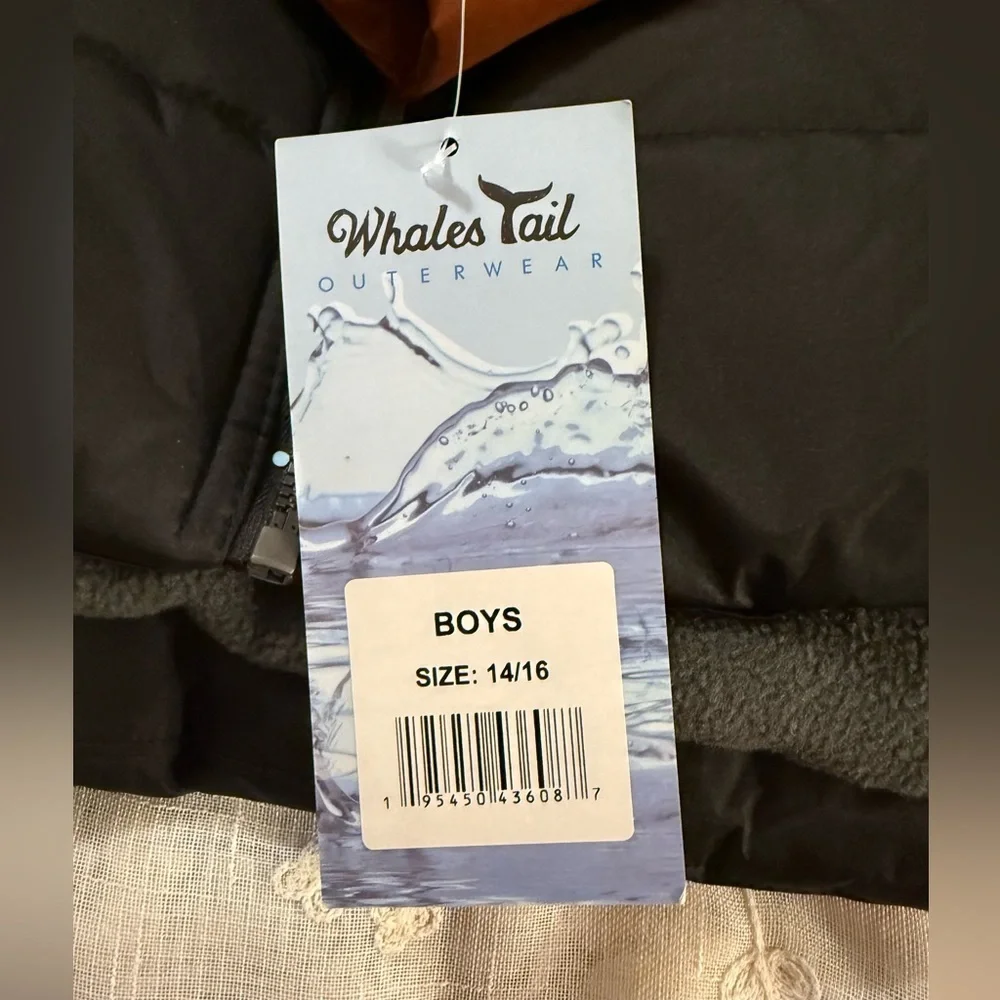 Whales Tail Youth Boy’s winter jacket , sz 14/16, NWT!